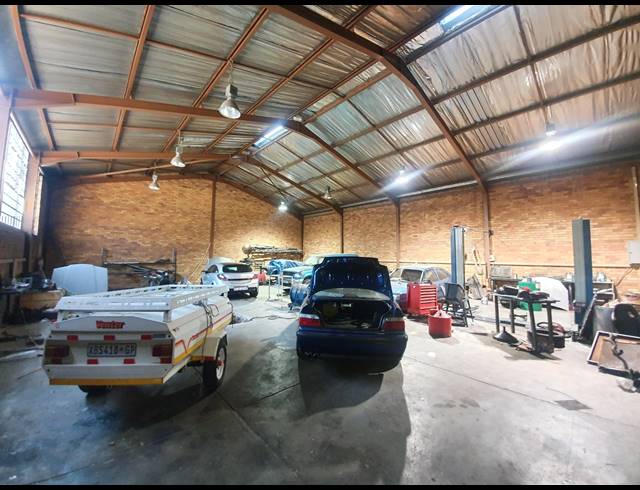 400M² WORKSHOP FOR SALE IN BOOYSENS RESERVE
